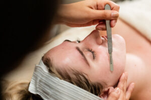 Facial with extractions in Flower Mound, TX- Key Points You Should Know