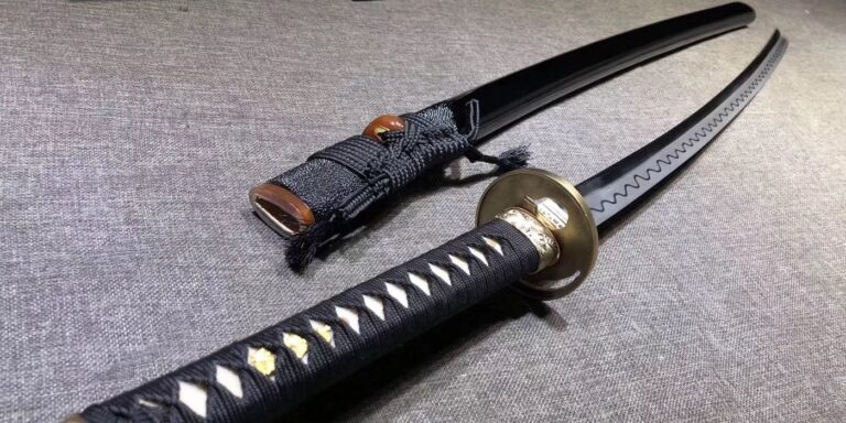 Essential Tips for Choosing the Perfect Katana Sword for Beginners