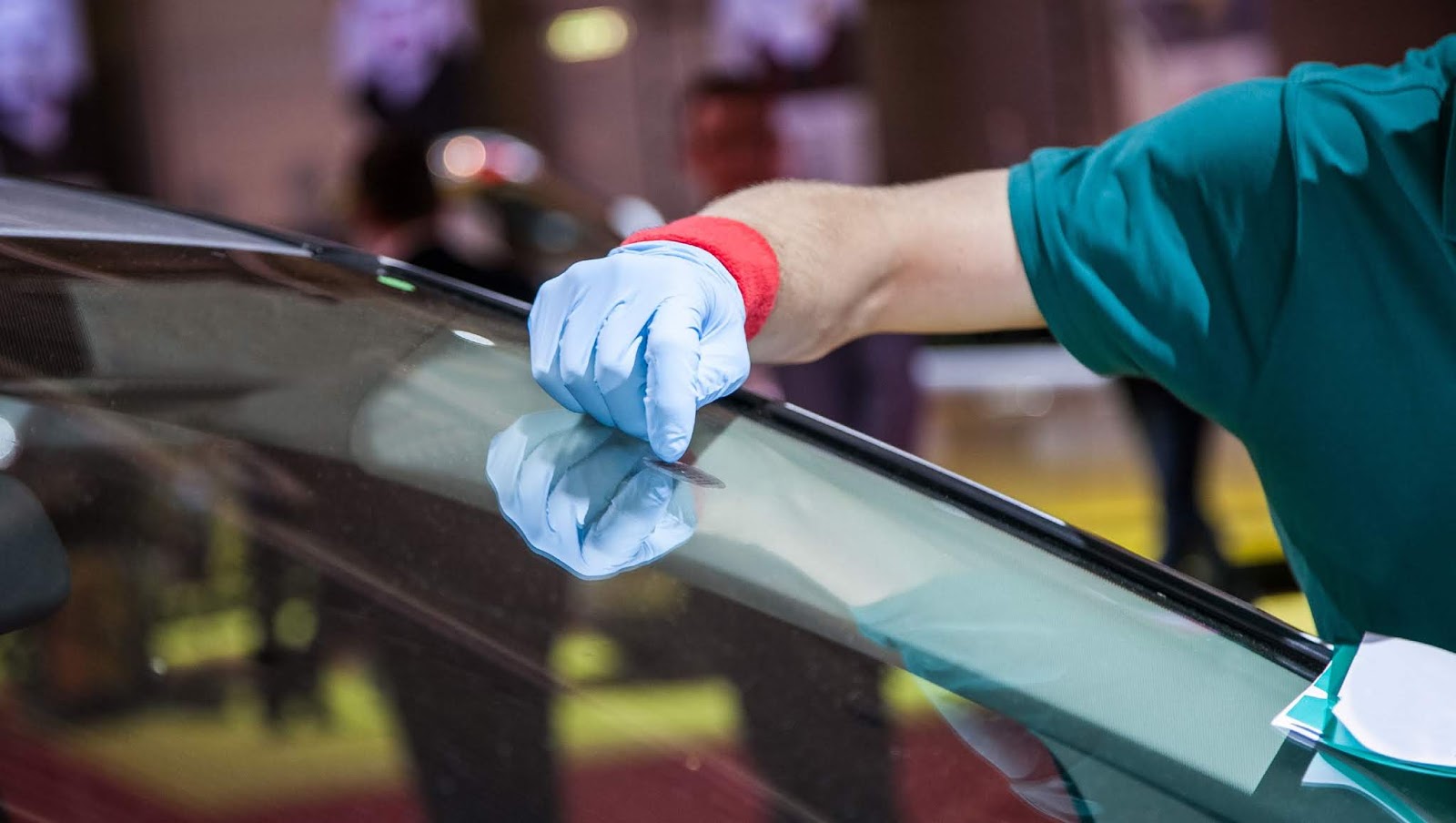 The Importance of Mississauga Auto Glass Repair Certification for Safety